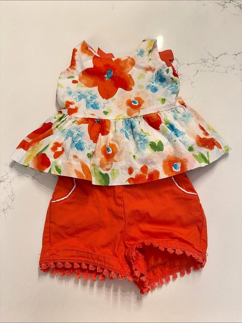 Janie & Jack Baby Floral Top & Shorts Set in Orange & White Like New